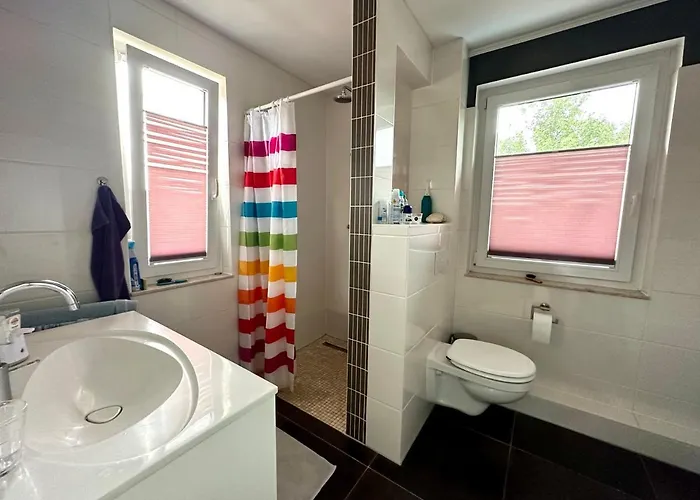 Gemuetliches Bei Tina, Nahe Ber Habitación en casa particular